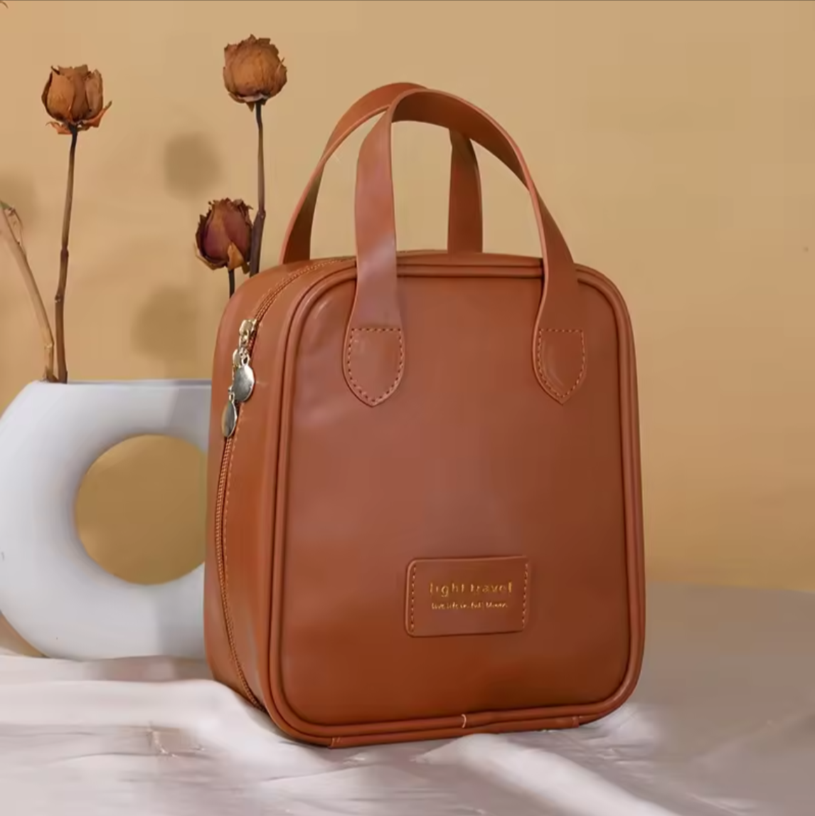 Elegant Custom Leather Cosmetic Zipper Bag -Leather Bag for Outdoor Travel