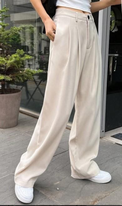 "Chic Comfort: Women's Polyester Relaxed Fit Trouser - Elevate Your Style!"